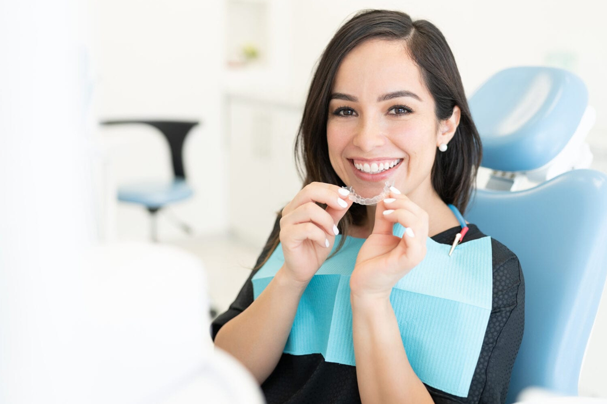 Modern Dentistry of Jupiter | Tips for Invisalign in Jupiter: How to Keep Your Trays Clean